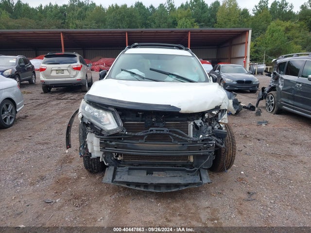 Nissan ROGUE SV 2017 5N1AT2MV0HC813065 Image 13