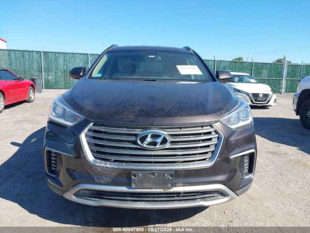 KM8SMDHF4HU225115 Hyundai Santa Fe Se