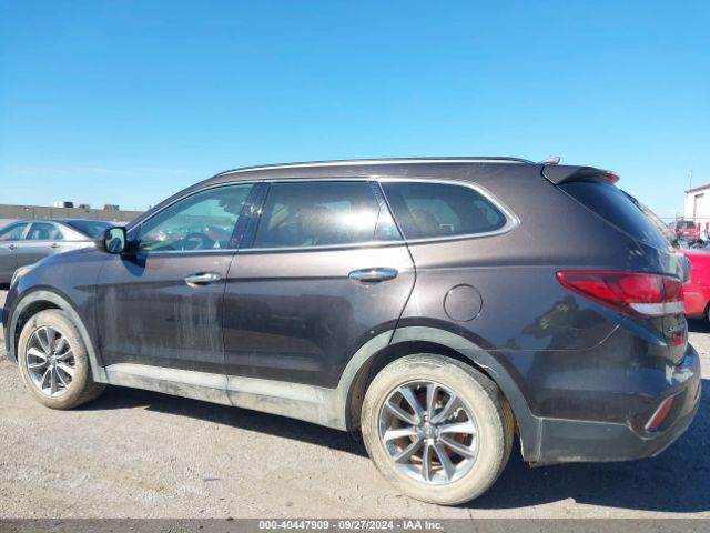 KM8SMDHF4HU225115 Hyundai Santa Fe Se