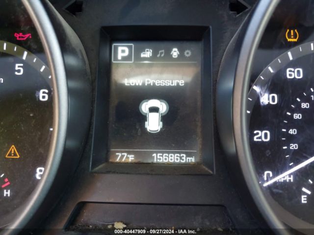 KM8SMDHF4HU225115 Hyundai Santa Fe Se