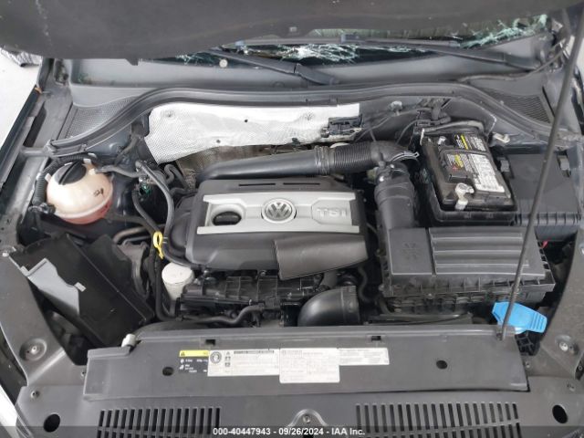 WVGAV7AX3GW583998 Volkswagen TIGUAN S
