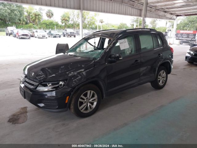 WVGAV7AX3GW583998 Volkswagen TIGUAN S