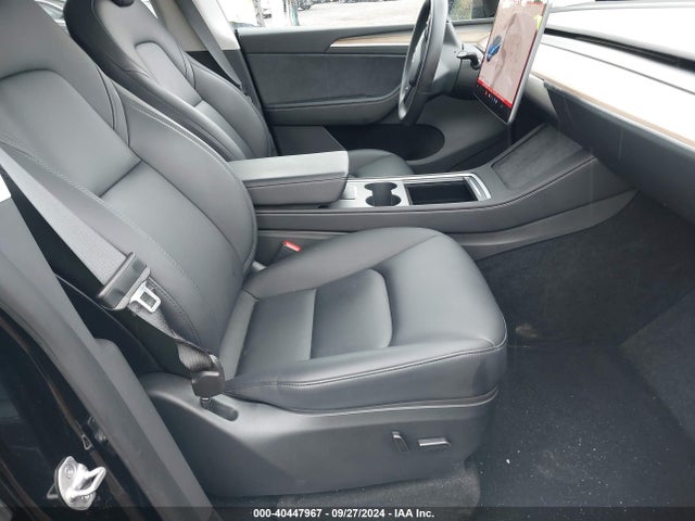 2023 TESLA MODEL Y 7SAYGDEE1PA091964 Photo 4