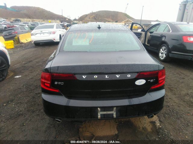 LVY982MK4JP034838 Volvo S90 T5 Momentum