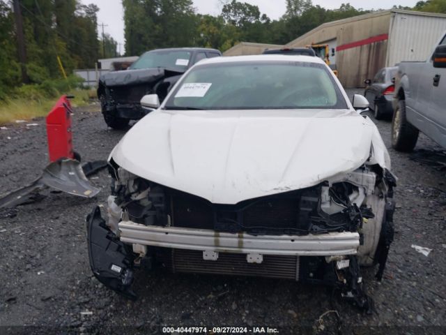 3LN6L2G95FR610188 Lincoln MKZ