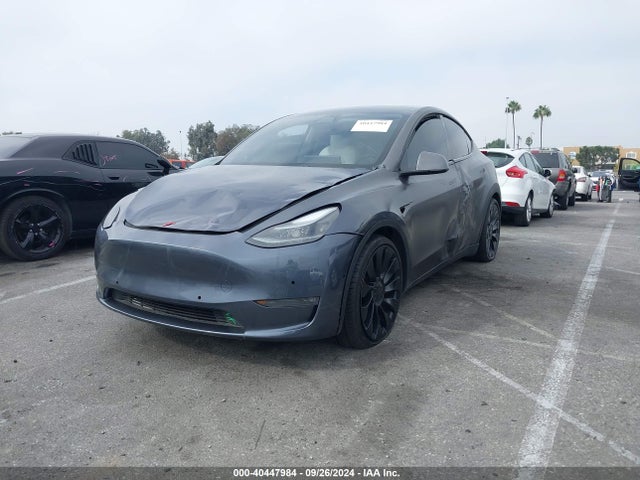 2021 TESLA MODEL Y 5YJYGDEF9MF293908 Photo 1