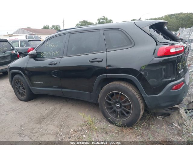 1C4PJMAB2EW166754 Jeep Cherokee Sport