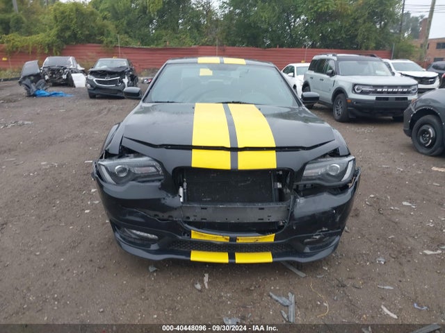 Chrysler 300 2014 2C3CCARG3EH353088 Image 12