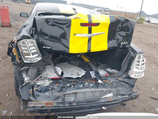 2C3CCARG3EH353088 Chrysler 300