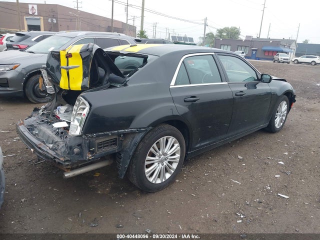 Chrysler 300 2014 2C3CCARG3EH353088 Image 4