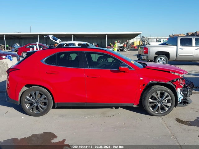 JTHR6JBH9R2163471 Lexus Ux 250h F Sport Handling