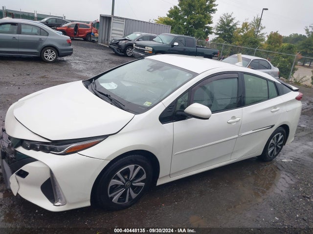 Toyota Prius Prime Premium 2017 JTDKARFP5H3000763 Image 14