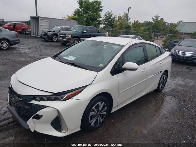 Toyota Prius Prime Premium 2017 JTDKARFP5H3000763 Image 2