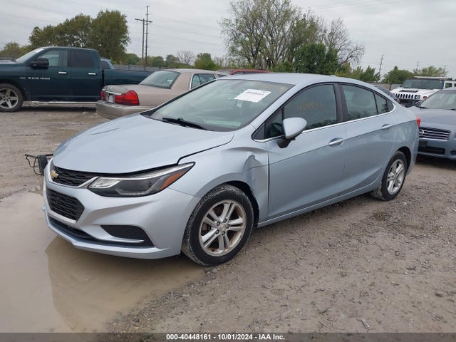 Chevrolet Cruze Lt Auto 2017 1G1BE5SM9H7196412 Image 2