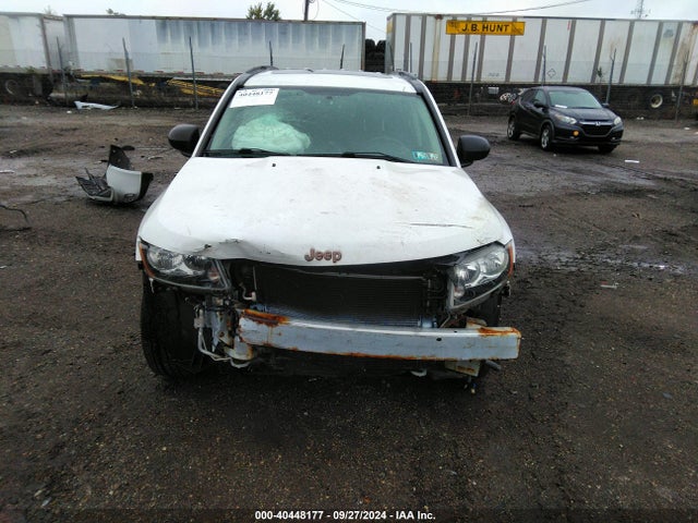 Jeep Compass 75th Anniversary 2016 1C4NJDBB5GD714637 Image 13