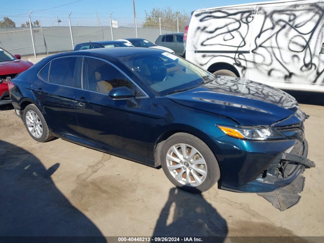 Toyota CAMRY LE 2018 JTNB11HK8J3029565 Image 14