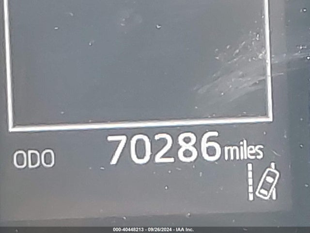 Toyota CAMRY LE 2018 JTNB11HK8J3029565 Image 16