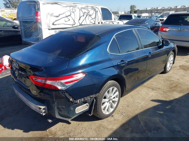Toyota CAMRY LE 2018 JTNB11HK8J3029565 Image 4