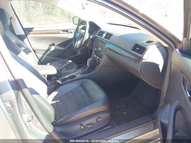 1VWCN7A39EC049619 Volkswagen Passat 2.0l Tdi Sel Premium