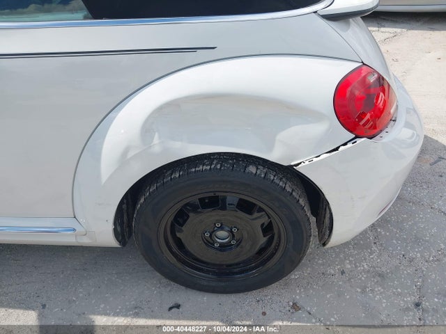 3VW5X7AT9EM803166 Volkswagen Beetle 2.5l