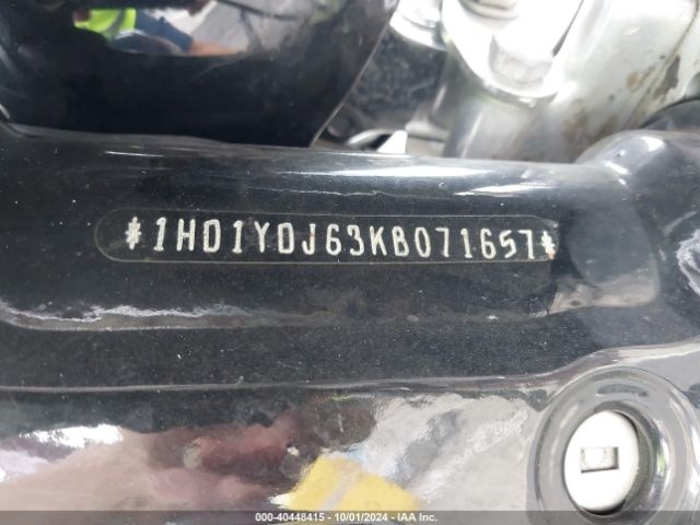 2019 HARLEY-DAVIDSON FLSL 1HD1YDJ63KB071657 Photo 9