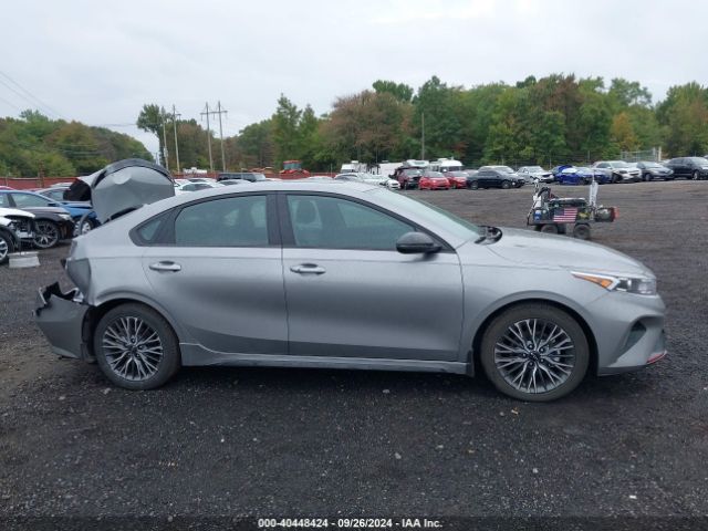 3KPF54AD5PE664770 KIA Forte Gt-line