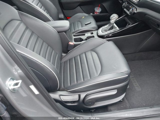 3KPF54AD5PE664770 KIA Forte Gt-line