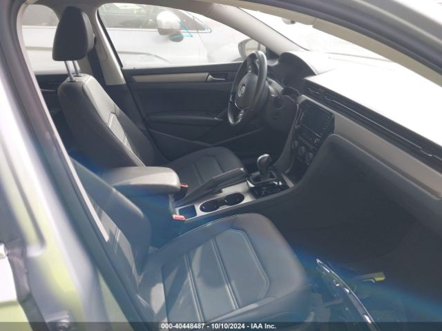 1VWSA7A35MC006157 Volkswagen Passat 2.0t Se