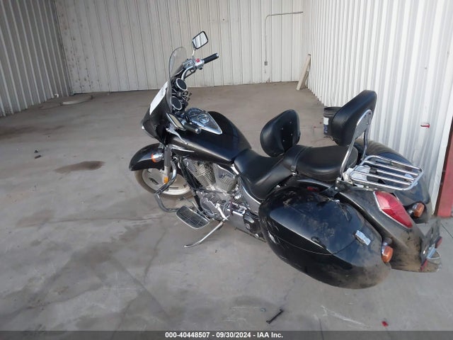 2009 HONDA VTX1300 1HFSC52789A600155 Photo 2