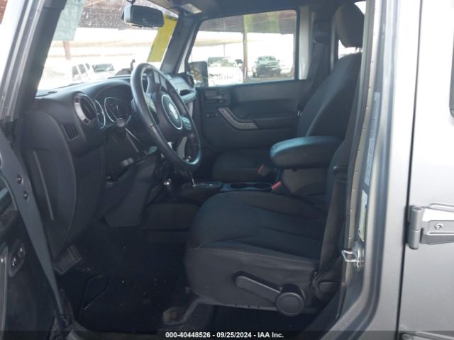 1C4BJWDG3HL640407 Jeep Wrangler Unlimited Sport 4x4