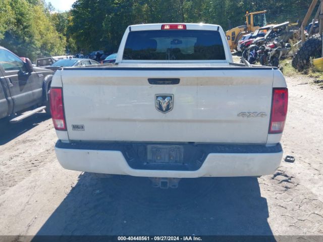 1C6RR7FG2KS636783 RAM 1500 Classic Express Quad Cab 4x4 6'4 Box