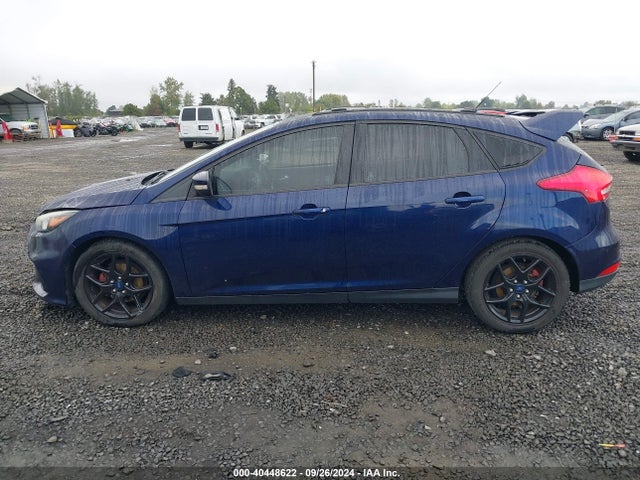 Ford Focus 2016 1FADP3K24GL344555 Image 31