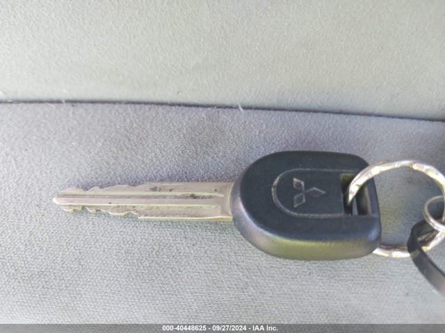 2003 MITSUBISHI MONTERO JA4NW31S63J022907 Photo 10
