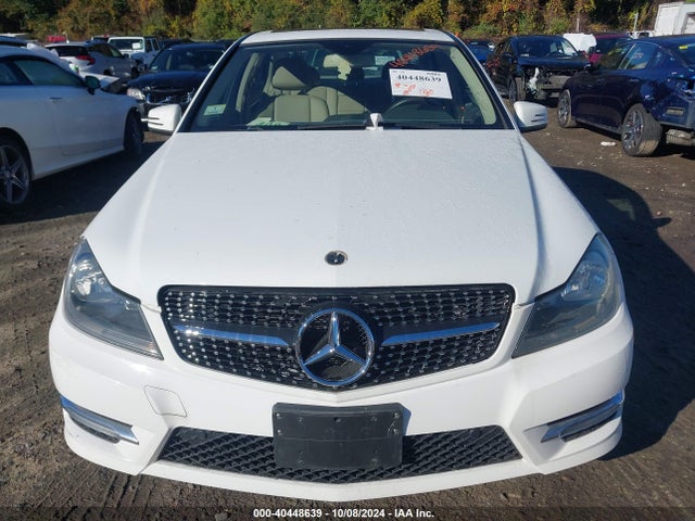 WDDGF8AB9ER301936 Mercedes-Benz C 300 Luxury 4matic/sport 4matic