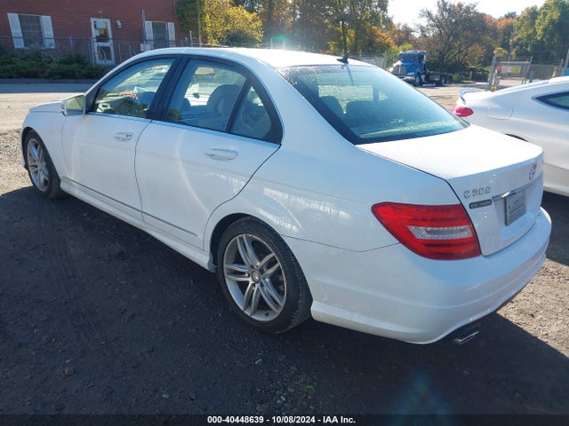 WDDGF8AB9ER301936 Mercedes-Benz C 300 Luxury 4matic/sport 4matic