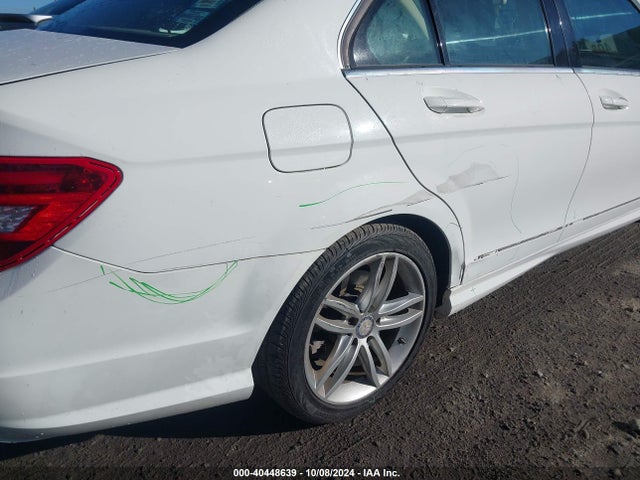 WDDGF8AB9ER301936 Mercedes-Benz C 300 Luxury 4matic/sport 4matic