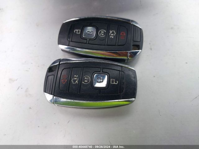 5LMCJ1C91HUL55248 Lincoln Mkc Premier