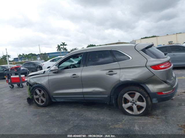 5LMCJ1C91HUL55248 Lincoln Mkc Premier
