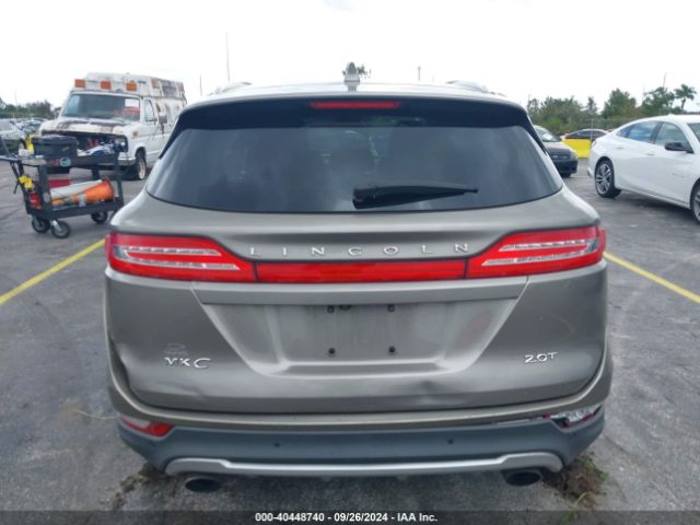 5LMCJ1C91HUL55248 Lincoln Mkc Premier