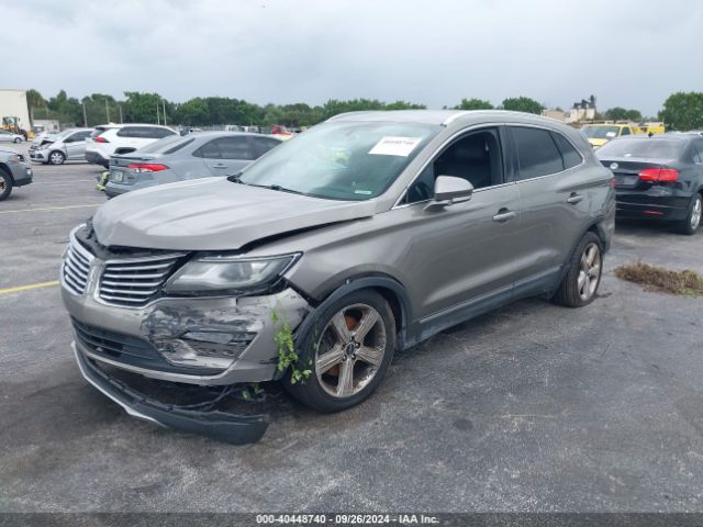 5LMCJ1C91HUL55248 Lincoln Mkc Premier