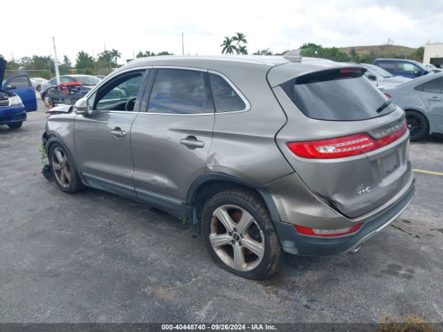 5LMCJ1C91HUL55248 Lincoln Mkc Premier