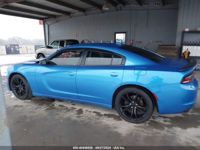 2C3CDXHG5GH247049 Dodge Charger Sxt