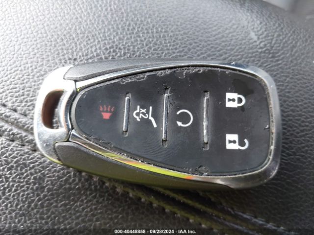 3GNAXMEV2JL110877 Chevrolet Equinox Premier