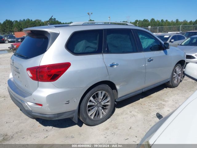 5N1DR2MN8JC653552 Nissan Pathfinder Sv