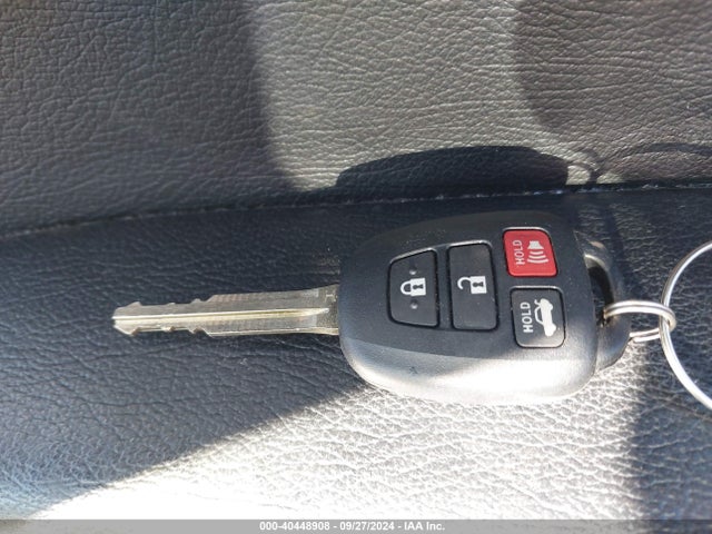 Toyota COROLLA LE 2016 2T1BURHE7GC554735 Image 11