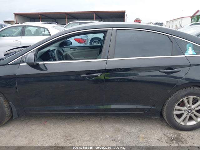 Hyundai SONATA SE 2015 5NPE24AF7FH159295 Image 15