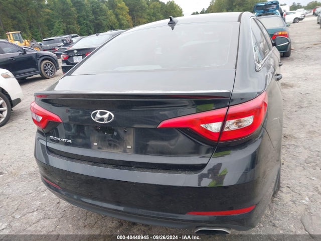 Hyundai SONATA SE 2015 5NPE24AF7FH159295 Image 17
