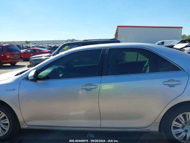 4T1BD1FK3EU135075 Toyota Camry Hybrid Le