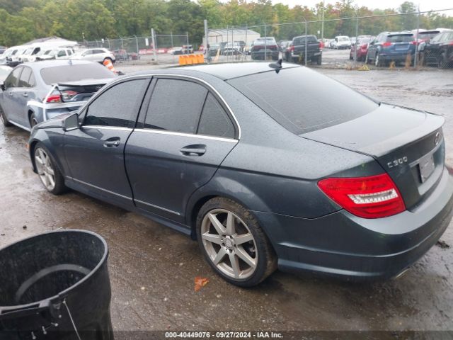 WDDGF8AB7EA944977 Mercedes-Benz C 300 Luxury 4matic/sport 4matic