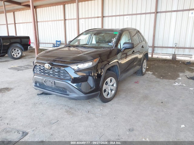 Toyota RAV4 LE 2021 2T3H1RFVXMW142980 Image 2